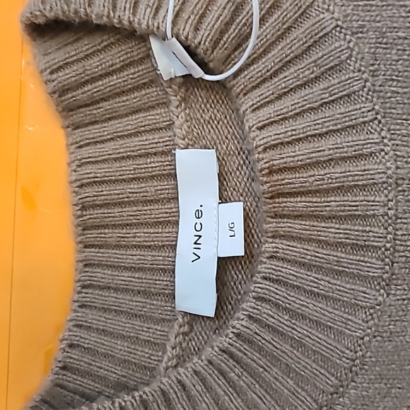 Nwt! Vince wide sleeve crew neck wool and cashmere blend sweater in oak buff - Picture 6 of 10